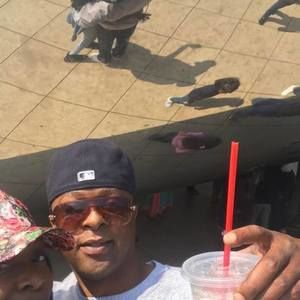 Meet your Posher, Decarlos